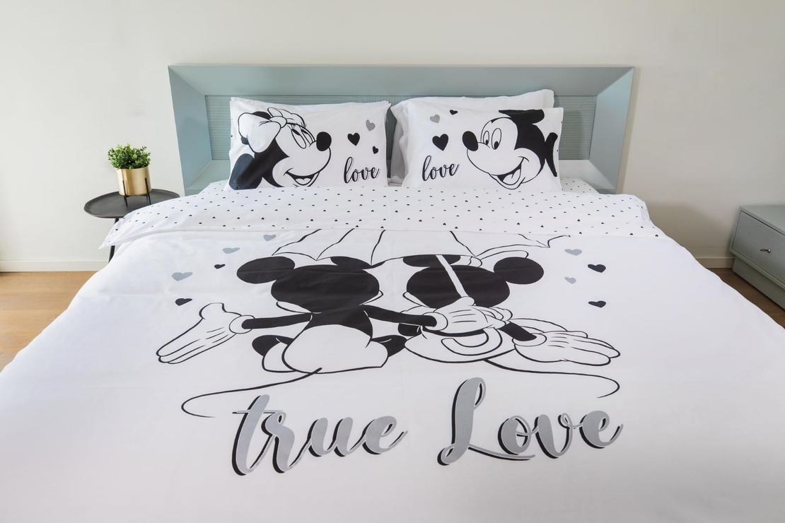 מצעי מיקי ומיני מחובקים 160/200