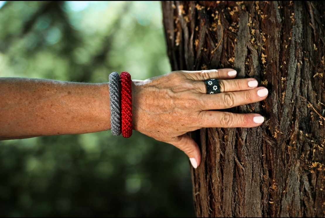 צמיד גליה | צמיד סרוג | צמיד אדום