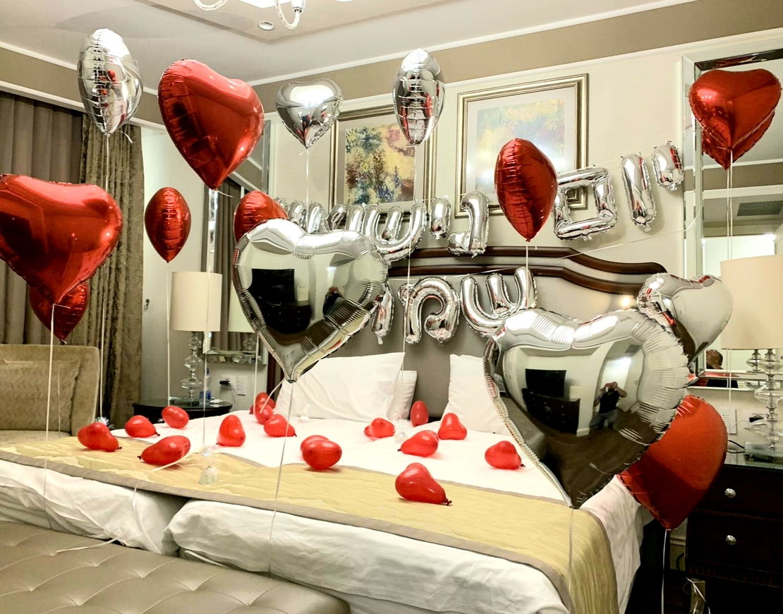 חדר לבבות+ כיתוב 