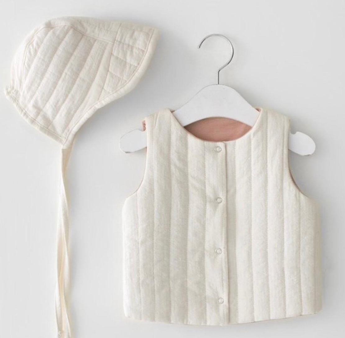 ווסט+כובע MONARCHY