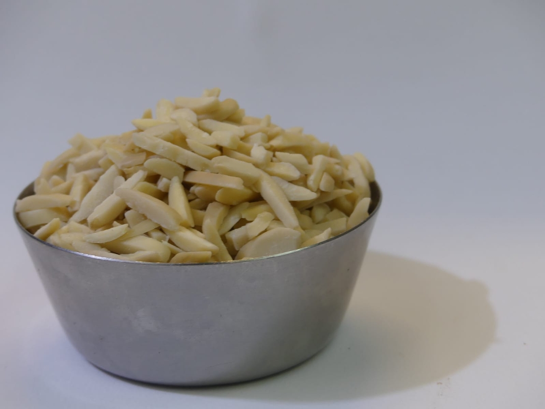 שקדים שבבים