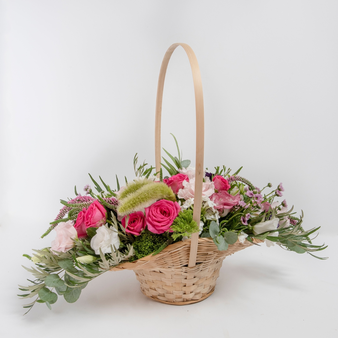 סידור ורוד בסלסלה