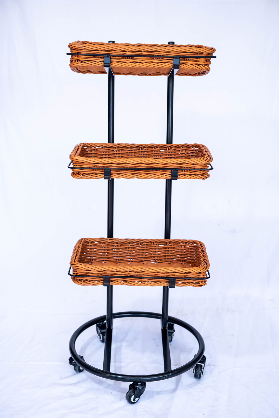 מתקן תצוגה מעוצב על גלגלים - 3 קומות 