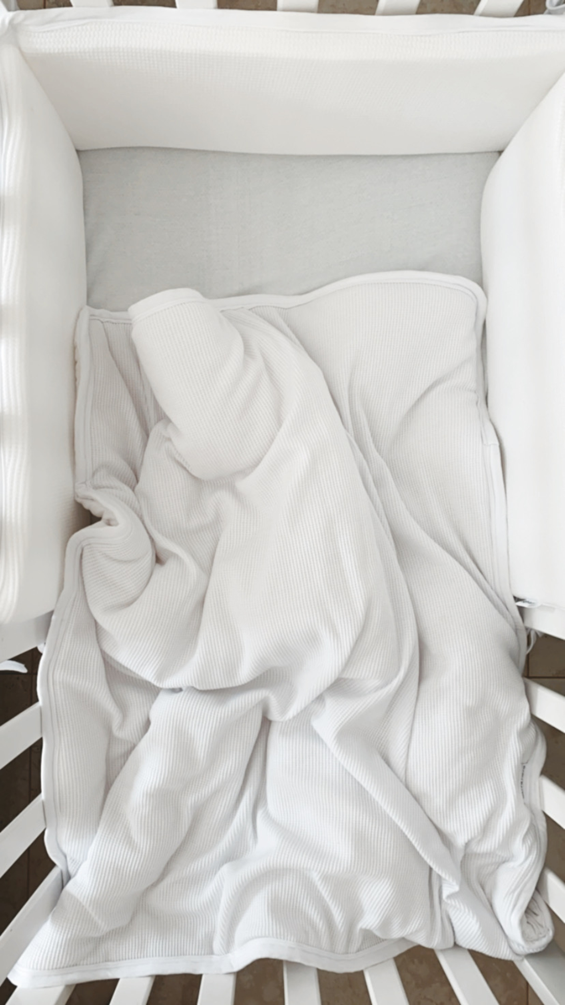 סט מלא לעריסה | ג'רסי וופל לבן 