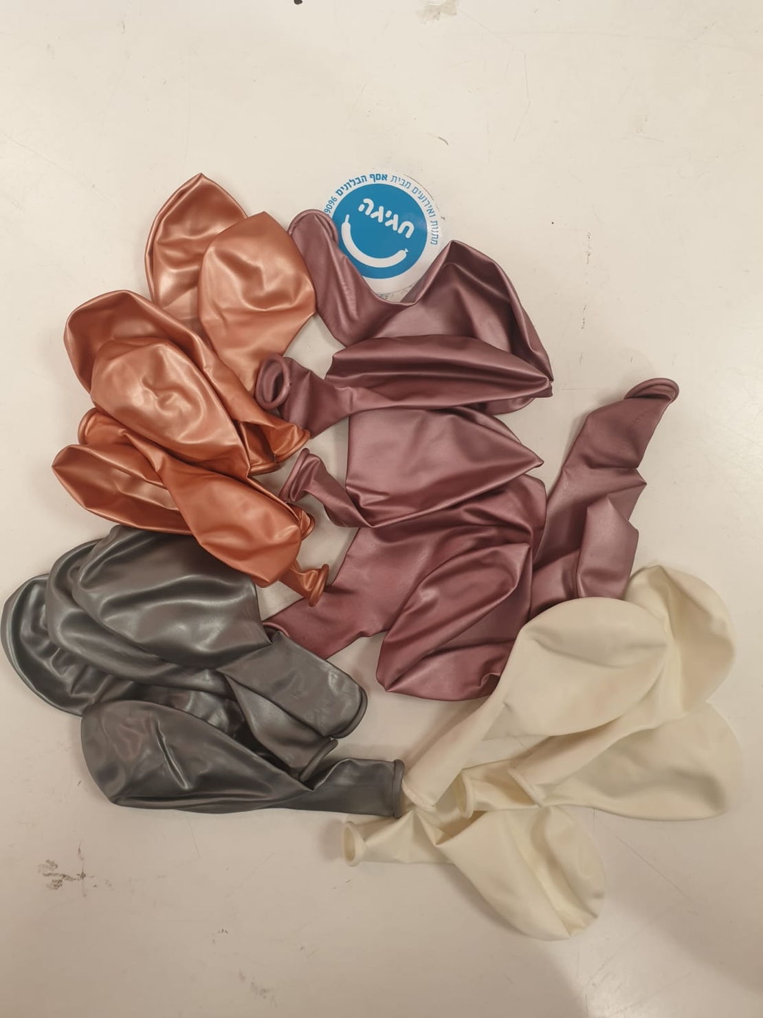 בלונים בתפזורת לניפוח עצמי