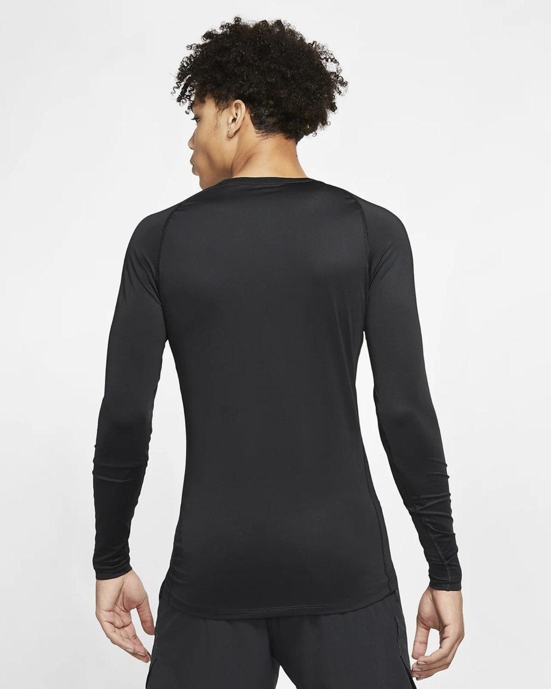 חולצת נייק לגברים | Nike Pro Men's Tight-Fit Long-Sleeve Top 