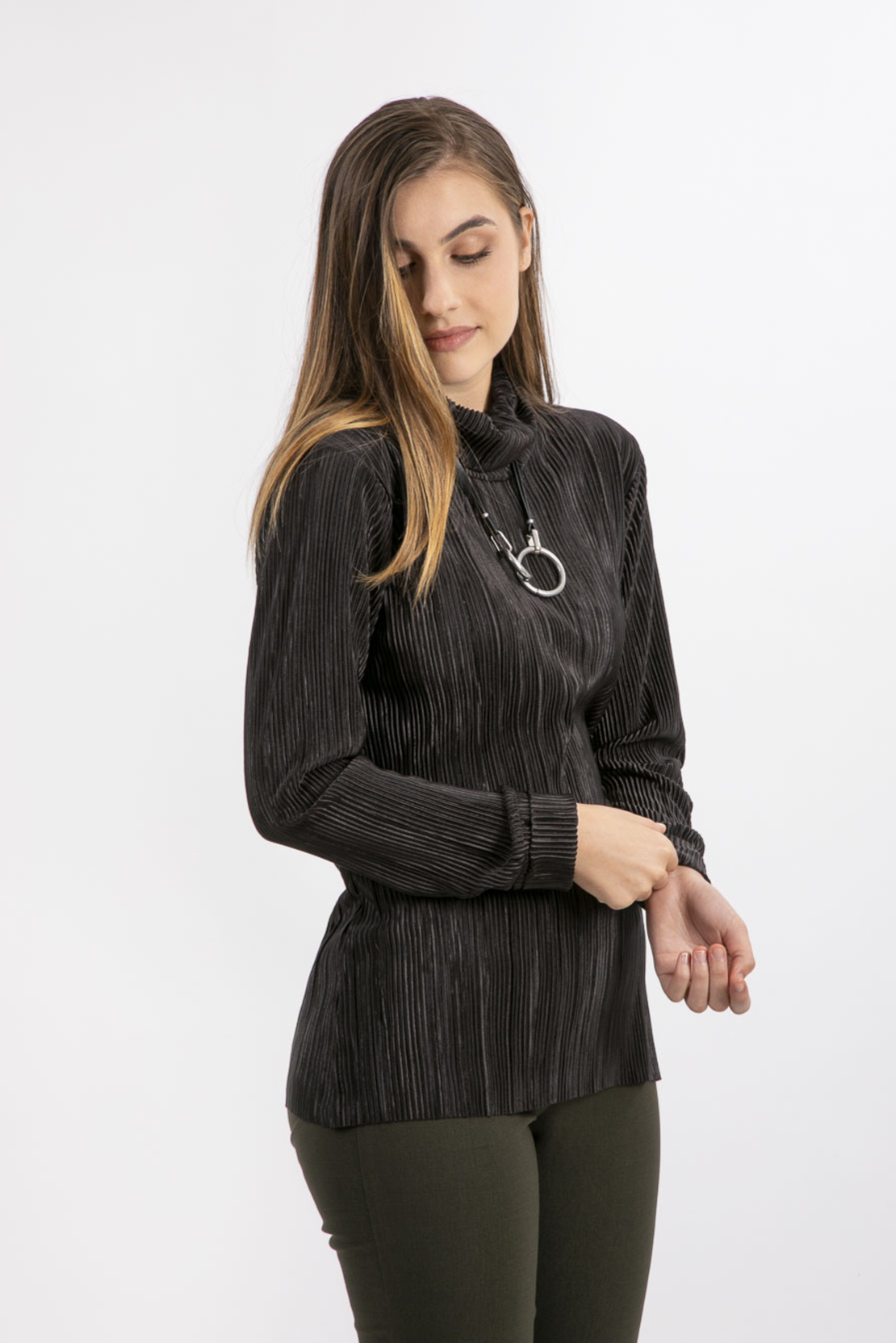 חולצת פליסה עם גולף נשפך-דגם אורן(אורלי גולן)