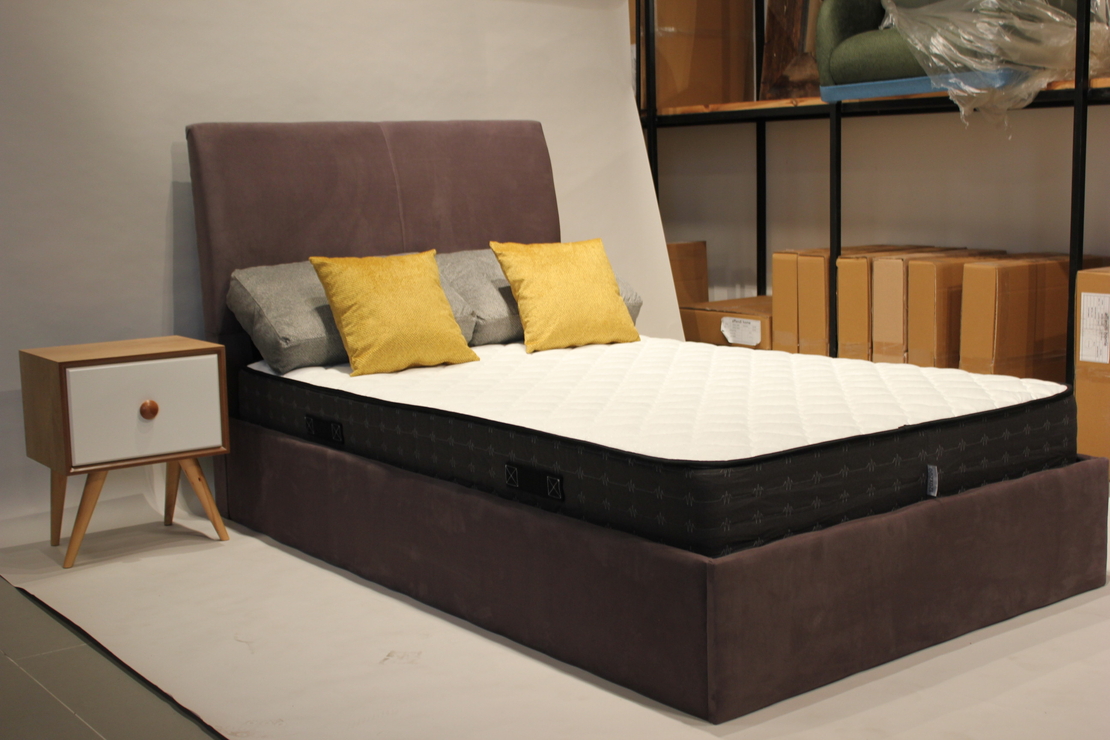 מיטה מרופדת + מזרן אורטופדי 