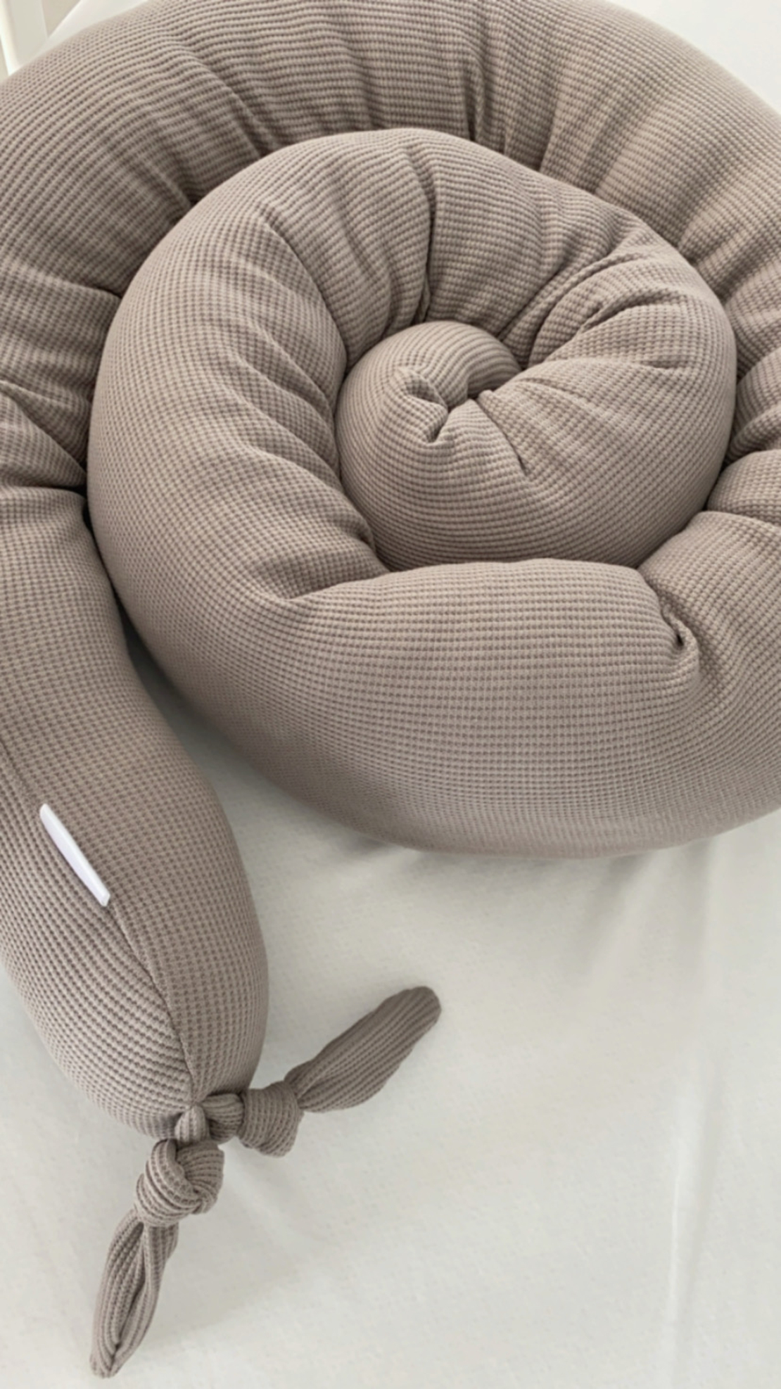 שבי הנחשוש| אפור בהיר