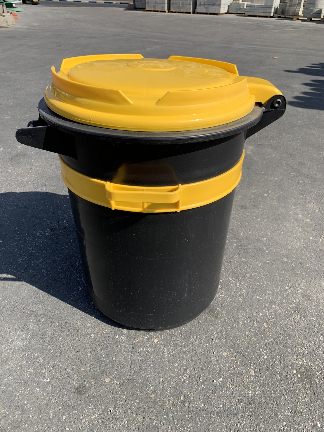 פח אשפה 76 ליטר + מכסה 