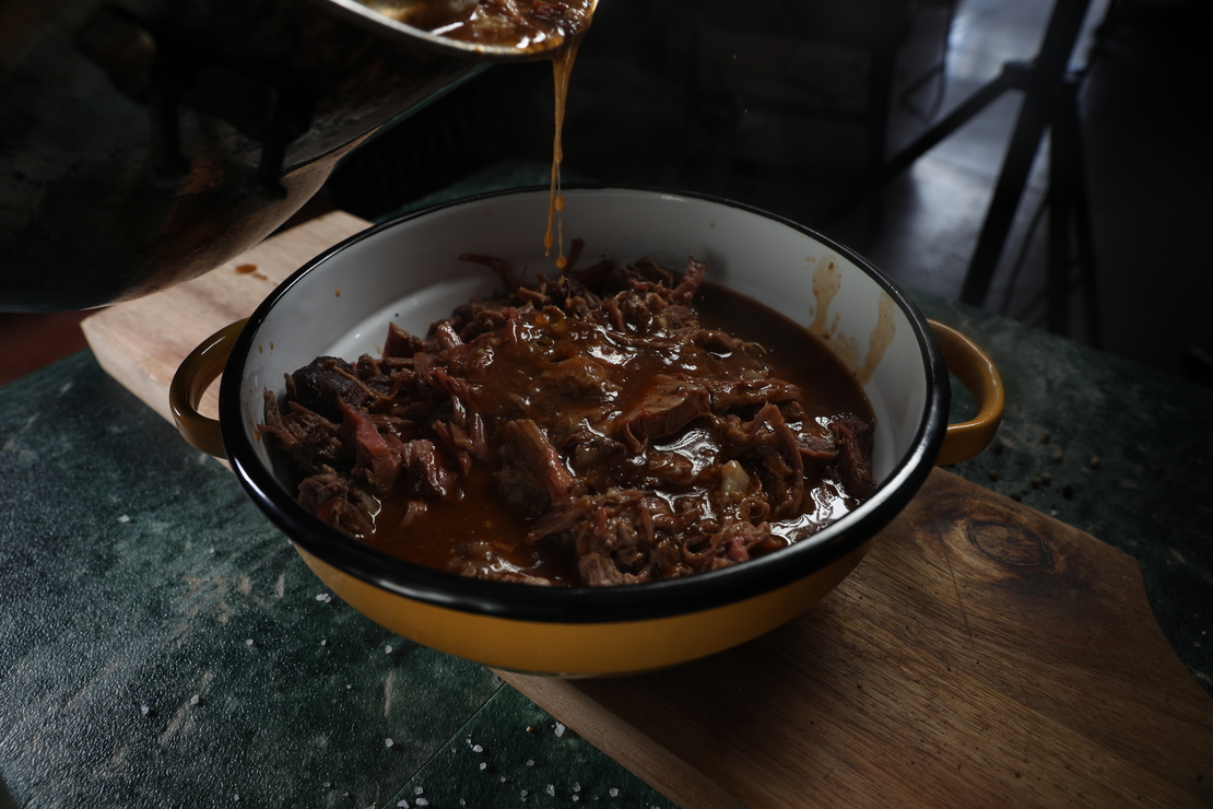 אונטריב מפורק ברוטב עשיר מחיר ליחידה