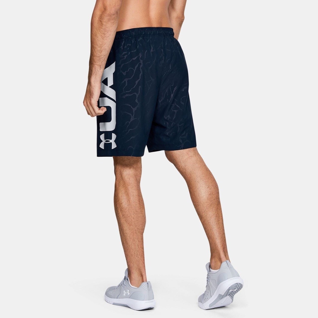 שורט אנדר ארמור גברים | Under Armour Woven Graphic Emboss Shorts 