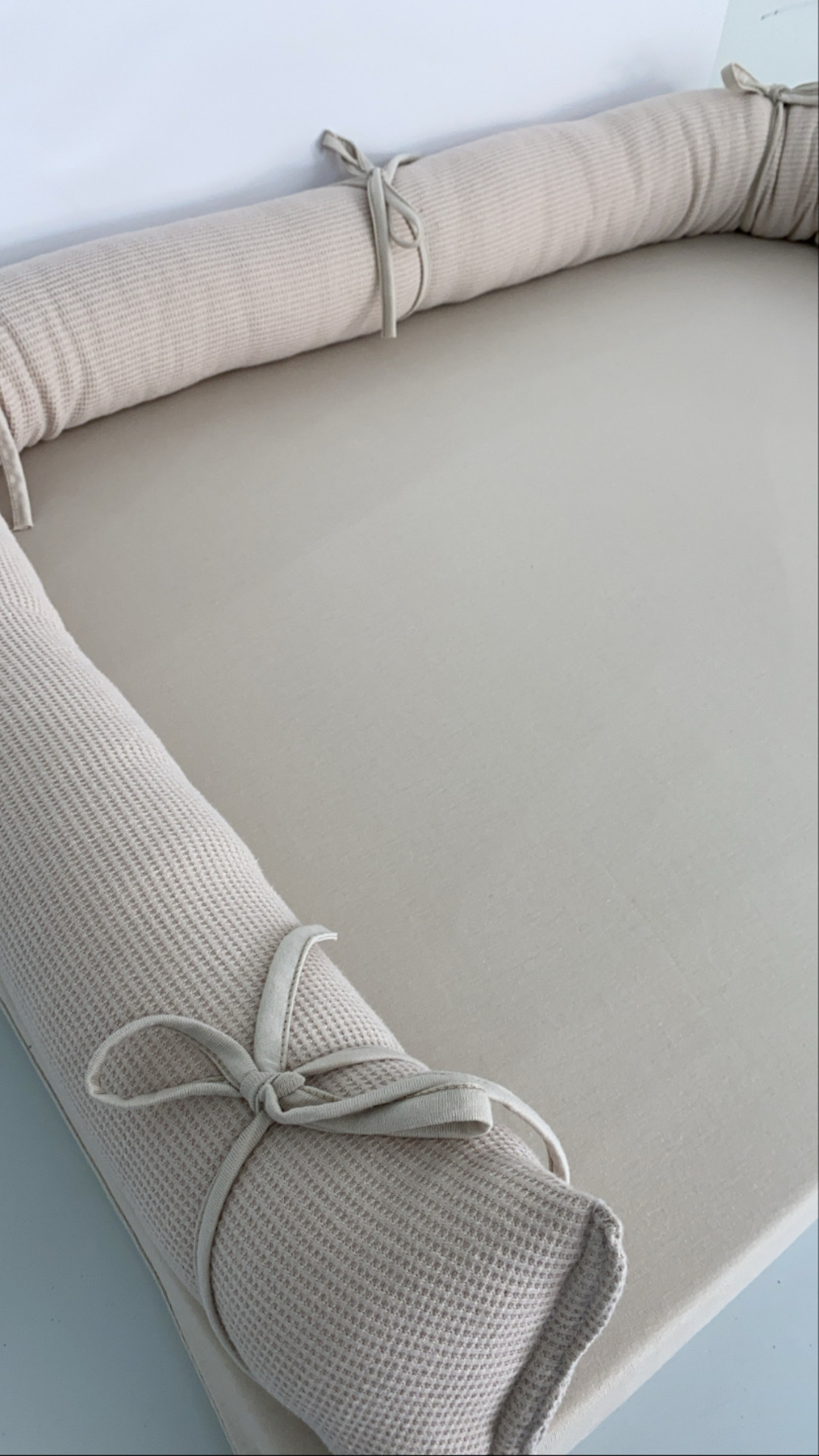 משטחי החתלה | וופל ג'רסי נס קפה