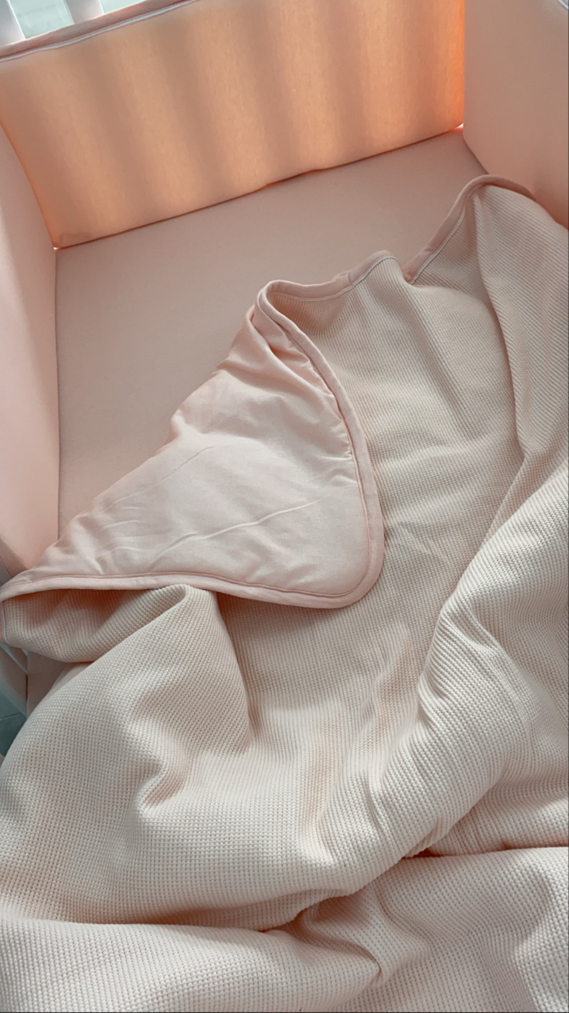 שמיכת קיץ למיטת תינוק | ג'רסי וופל ורוד בייבי