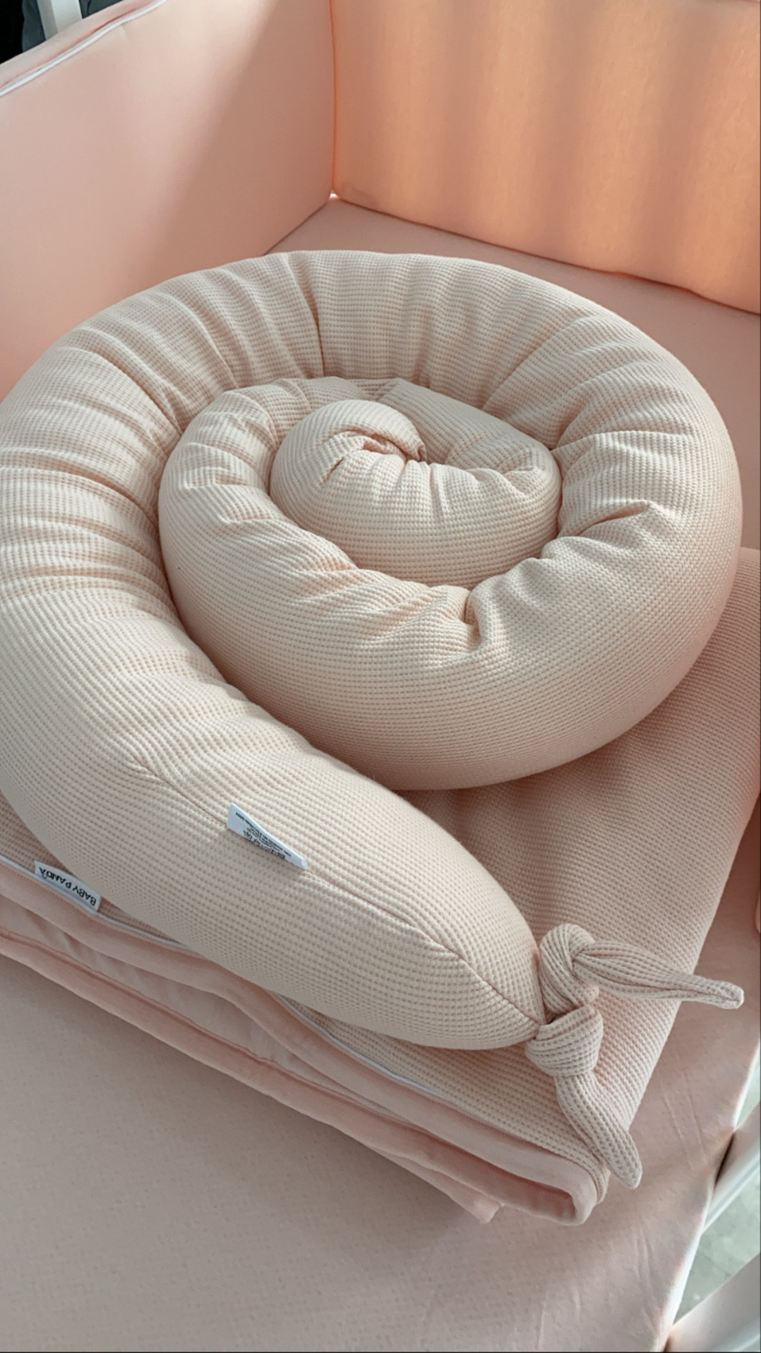 שבי הנחשוש | NEW PINK