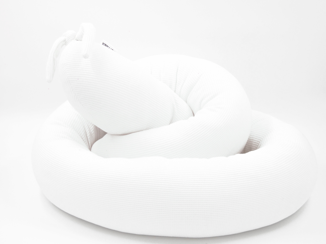 שבי הנחשוש| לבן שלג