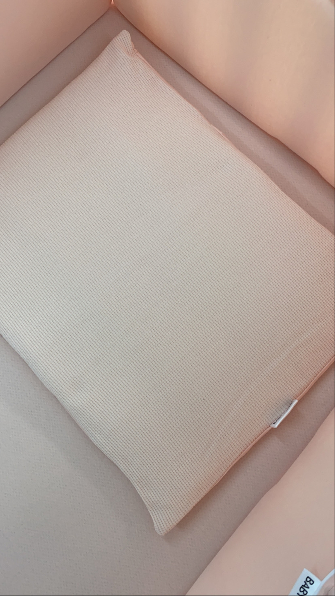 ציפית לכרית המתוקה | ורוד בייבי וופל