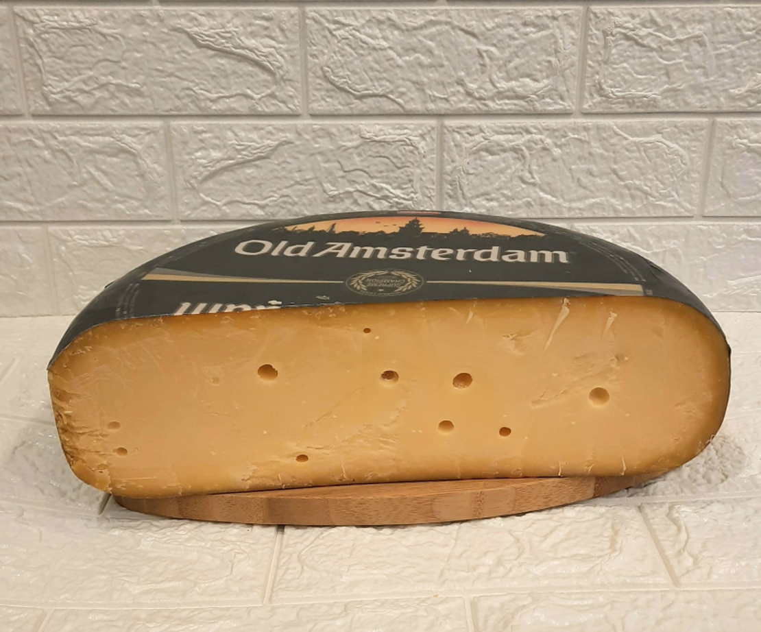 גבינת אולד אמסטרדם