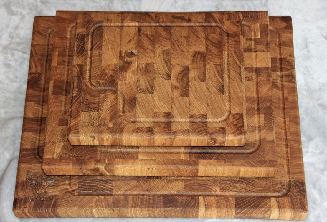 סט מלא ל  BBQ  הכול 3 בוצ'רים  מקצועים &  4 צלחות עץ אלון End Grain מוצר מקורי של D.K.S 