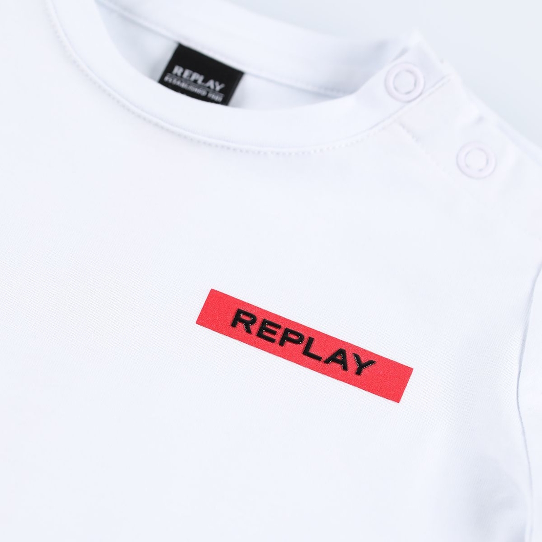 חולצת REPLAY לילדים (מידות 3-16 שנים) פס אדום