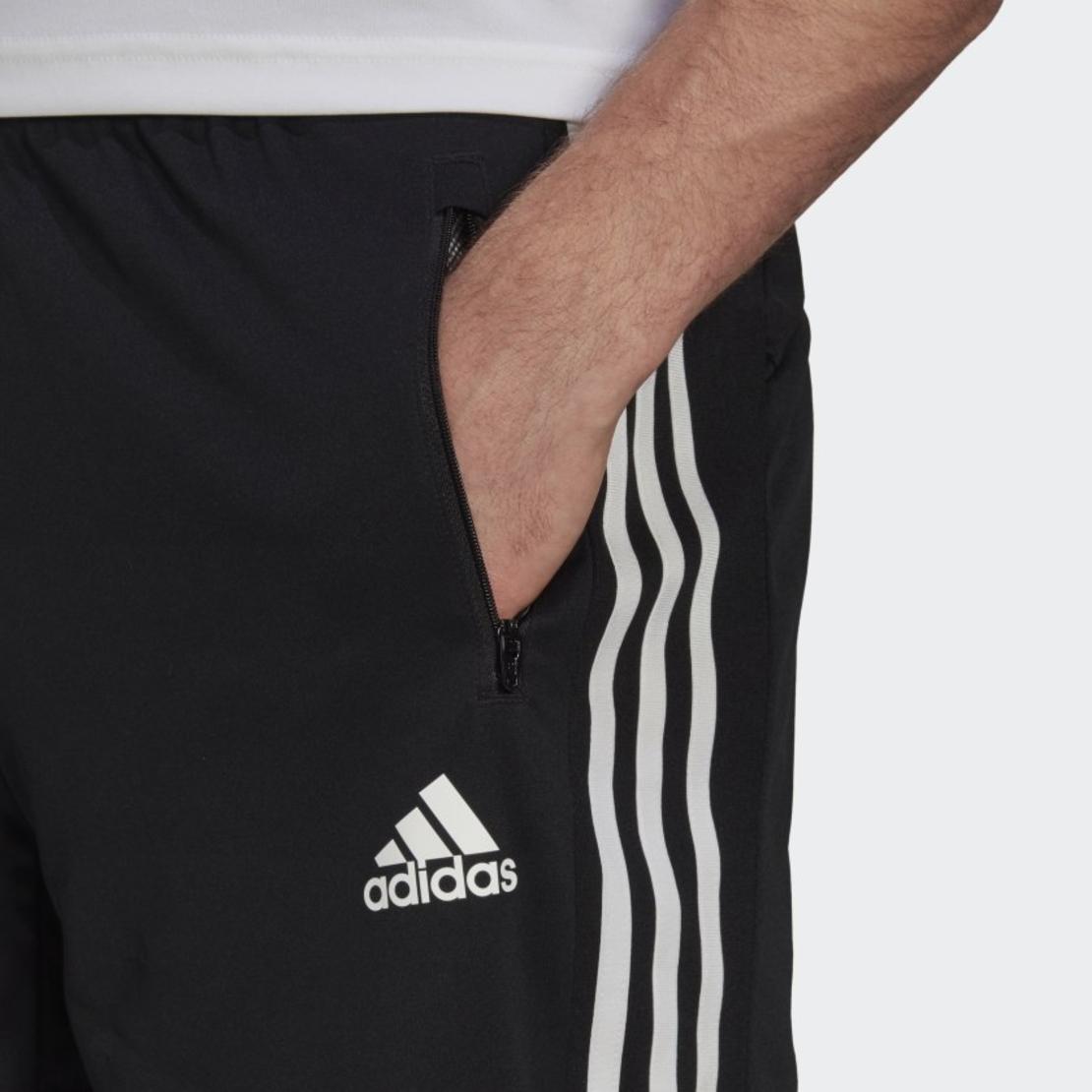 שורט אדידס לגבר | Adidas 3-Stripes Shorts