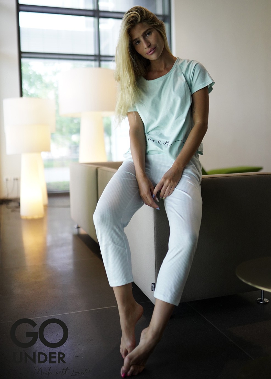 חליפת פנאי STRIPS