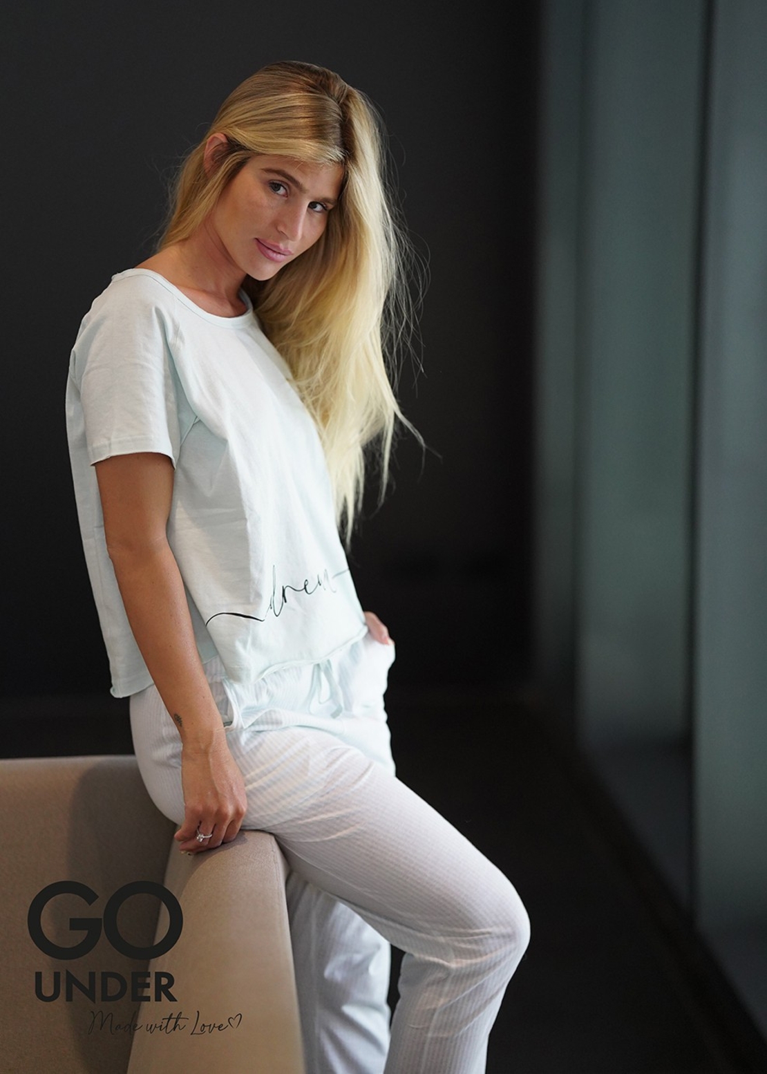 חליפת פנאי STRIPS