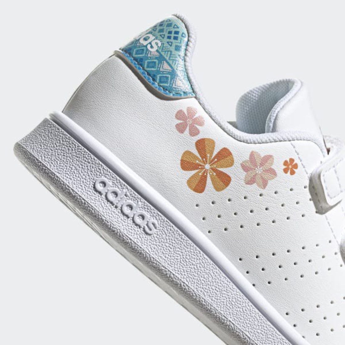 נעלי אדידס לילדות | Adidas Advantage C  