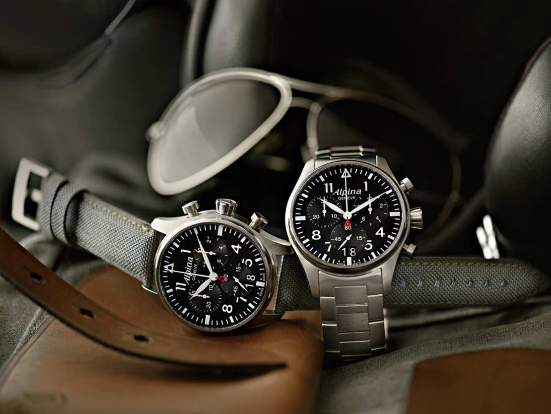 שעון Alpina Startimer Pilot Black Dial Grey Leather