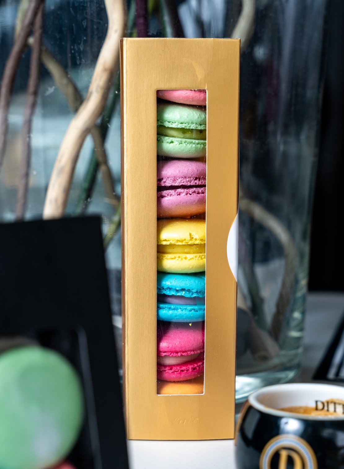 מארז 8 מקרונים ארוזים | חלבי - בד״ץ