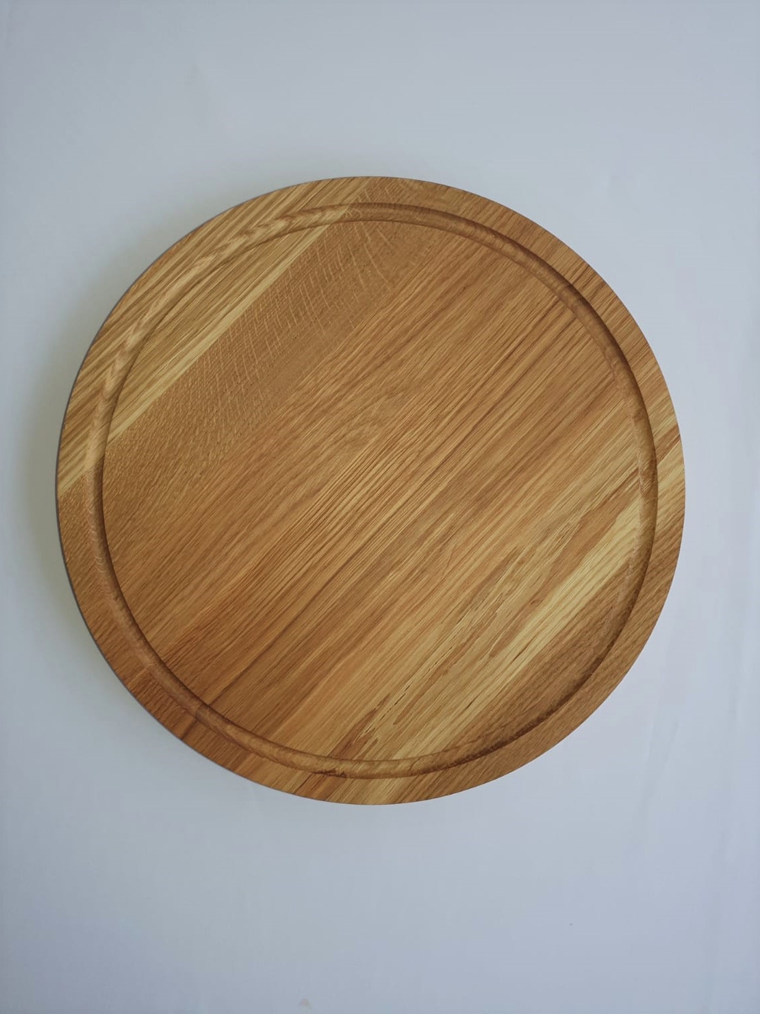 סט הגשה מעוגל - 3 יחידות מעץ אלון אירופאי בעיצוב מדהים.