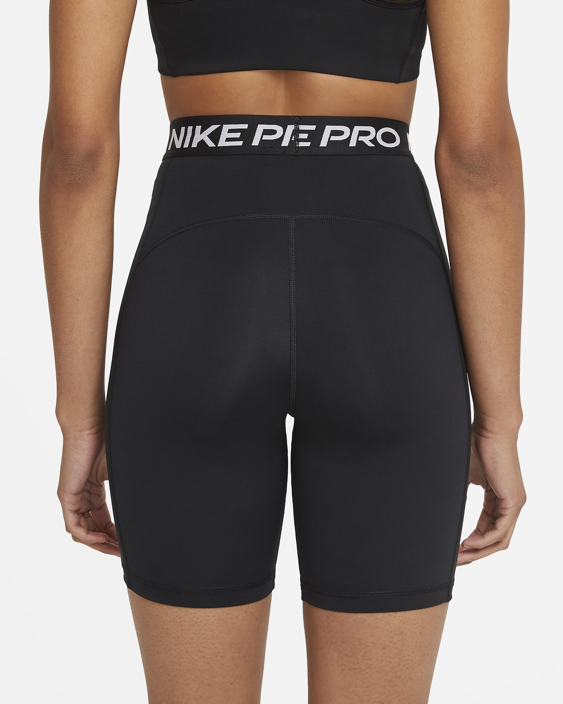 טייץ נייק לנשים | Nike Pro 365 Women's High-Rise 18cm (approx.) Shorts 