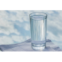 שתיית מים וחשיבותם הרבה לעורנו