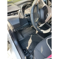 שטיחים לטויוטה קורולה