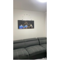 תמונות זכוכית בחללים קטנים – איך ליצור עומק ואור בעיצוב הבית