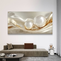 איך להפוך תמונות לסלון למוקד הסיפור של הבית