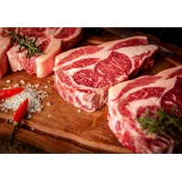 קצביה בכפר סבא – בשר פרימיום טרי | קומפס מעדני בשר