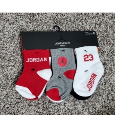 מארז 6 זוגות גרביים jordan מידה 2-4 שנים