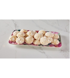 A box of snowy lemon cookies | Parve - Badatz