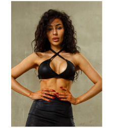Top EASY black leather