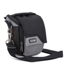 נרתיק למצלמה עם רצועת כתף ThinkTank Mirrorless Mover 5 Camera Bag - כולל כיסוי גשם מובנה - יבואן רשמי 5 שנות אחריות - צבע אפור / שחור