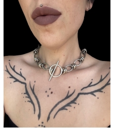 Adel choker