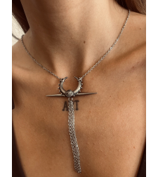 Lunatic necklace