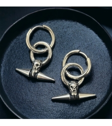 Cleo skull earrings