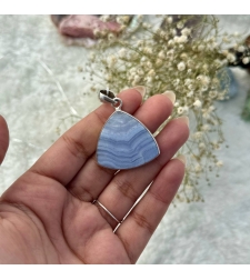 שרשרת אגת תחרה כחולה