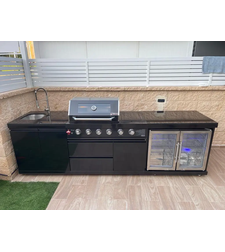 מטבח חוץ Volcan 5 Premium Black – מטבח גינה יוקרתי מנירוסטה שחורה עם גריל, מקרר וכיור