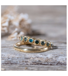 טבעת אבנים כחול-ירוק כהה