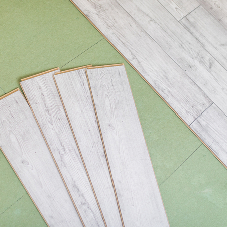 פרקט למינציה ופרקט SPC (Stone Plastic Composite)