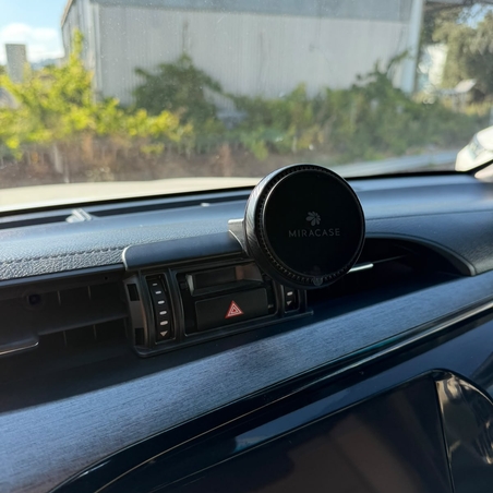מעמד לטלפון תואם מקור לפי דגם רכב