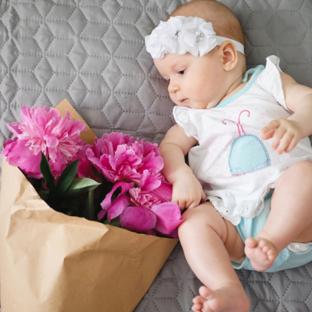 אילו פרחים מומלץ להעניק לכבוד הולדת תינוק?